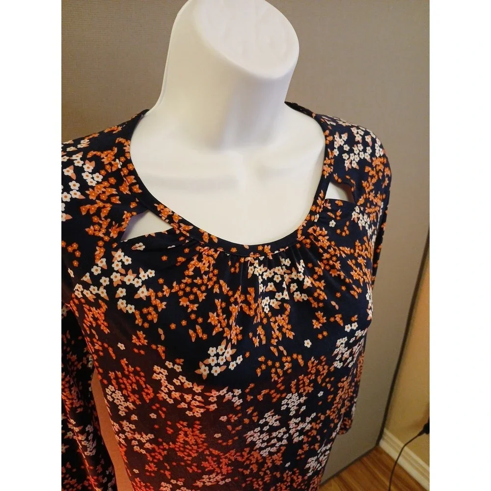 MICHAEL KORS Navy Floral Top Size Petite S Long‎ Sleeves with Ties Beautiful